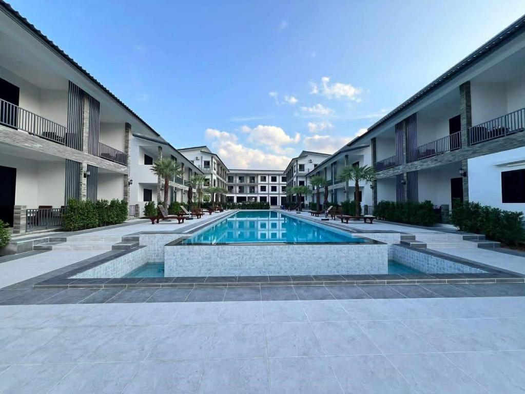 Double Rock Beach Hotel – Koh Phangan
